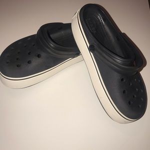 Platform Crocs